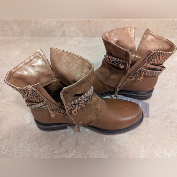 Patrizia by Spring Step New Boot - Picture 2 of 7